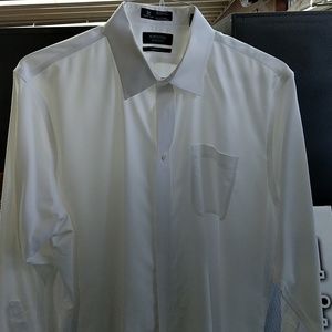 White Nordstrom button down size 18/35